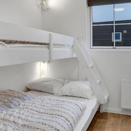 2 Bedroom Nice Apartment In Vaeggerlose Bøtø By エクステリア 写真