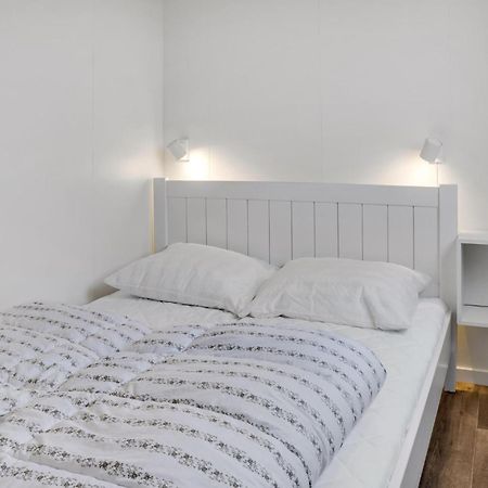 2 Bedroom Nice Apartment In Vaeggerlose Bøtø By エクステリア 写真